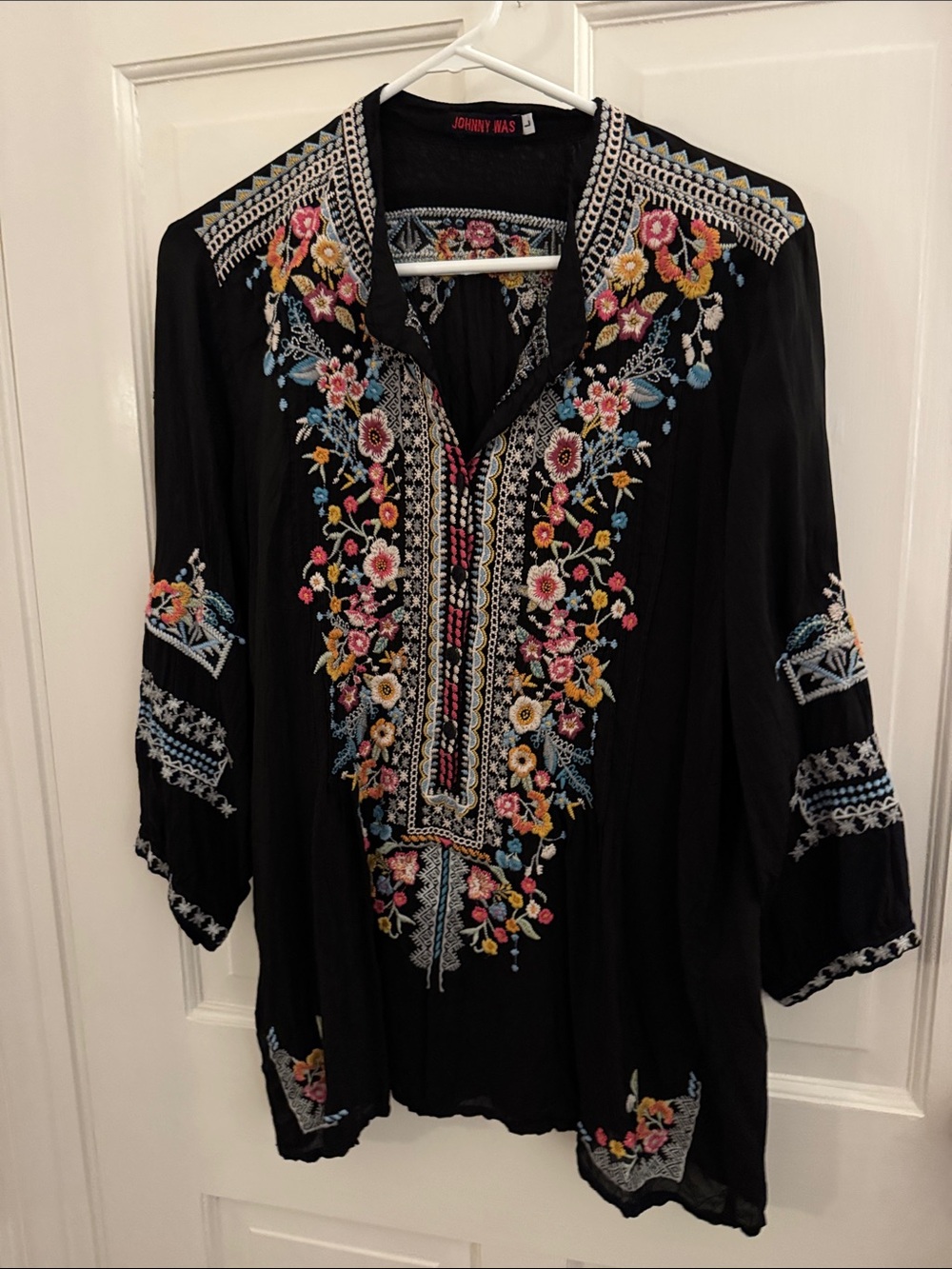 Johnny Was Black Floral Embroidered Tunic Top
